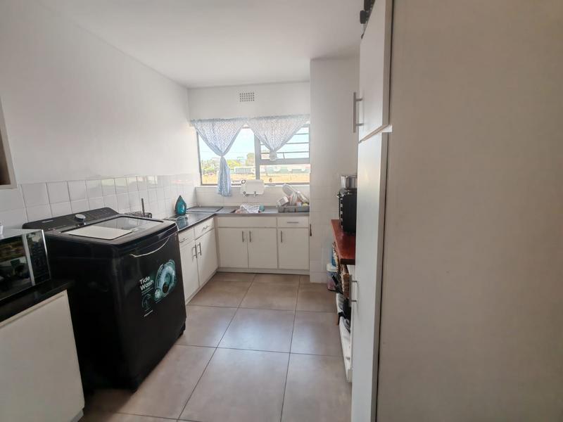 To Let 2 Bedroom Property for Rent in Thornton Western Cape